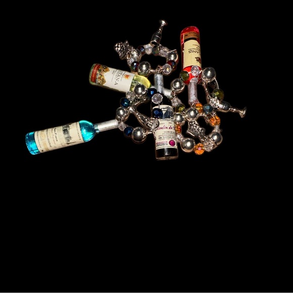 Wine Bottle & Grapes Wine Glass Charms-Set of 4 - Picture 7 of 9